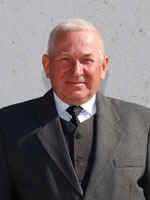 csernyin12.jpg (27006 bytes)